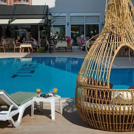 Kleopatra Tuna Lejlighedshotel