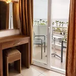 Kleopatra Tuna Aparthotel 3*