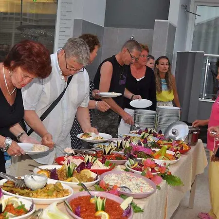 Apart Otel Kleopatra Tuna Alanya