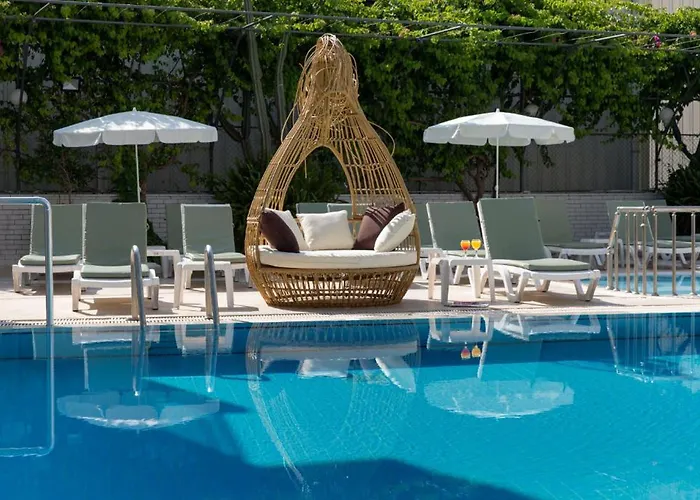 Apart-hotel Kleopatra Tuna 3*